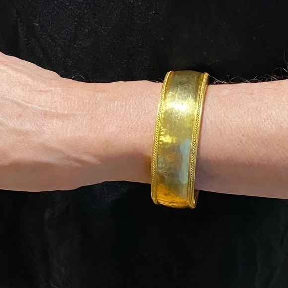 - Julie Vos Cannes Statement Bangle - Picture 5 of 10